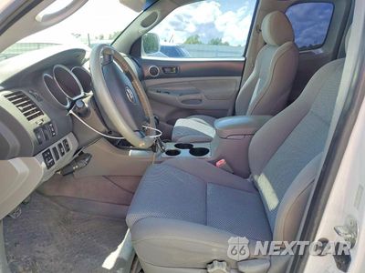 Zdjęcie 7 z 13 samochodu: 2006 TOYOTA TACOMA ACCESS CAB VIN:5TEUU42N56Z265107 - miniatura