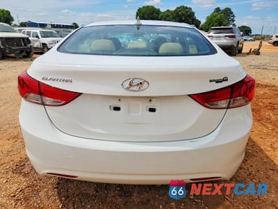 Zdjęcie 6 z 13 samochodu: 2013 HYUNDAI ELANTRA GLS VIN:5NPDH4AE8DH356751 - miniatura