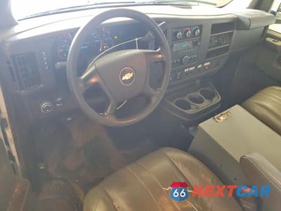 Zdjęcie 8 z 12 samochodu: 2013 CHEVROLET EXPRESS G2500 VIN:1GCWGFCA7D1902884 - miniatura