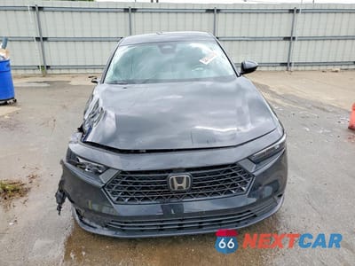 Piąte zdjęcie samochodu w środku: 2025 HONDA ACCORD LX VIN:1HGCY1F23SA043749 - miniatura
