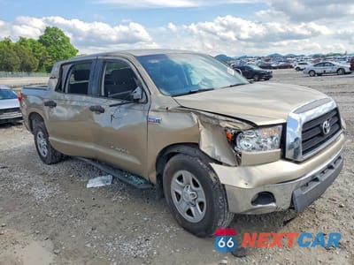 Czwarte zdjęcie samochodu z boku: 2007 TOYOTA TUNDRA CREWMAX SR5 VIN:5TBEV54147S461564 - miniatura