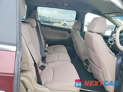 Zdjęcie 11 z 13 samochodu: 2020 HONDA ODYSSEY EX VIN:5FNRL6H56LB057195 - miniatura