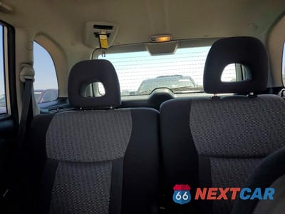 Zdjęcie 10 z 14 samochodu: 2005 TOYOTA RAV4 BASE VIN:JTEHD20V150065408 - miniatura