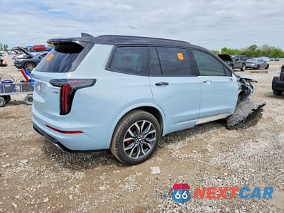 Trzecie zdjęcie samochodu z tyłu: 2025 CADILLAC XT6 SPORT PLATINUM VIN:1GYKPHRS4SZ157207 - miniatura