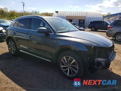 Czwarte zdjęcie samochodu z boku: 2023 AUDI Q5 PREMIUM 45 VIN:WA1GAAFYXP2123022 - miniatura