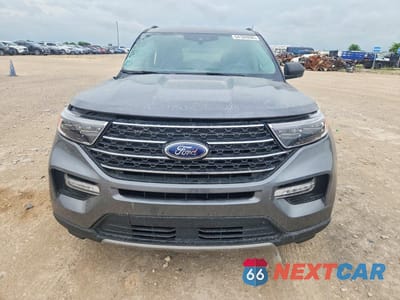 Piąte zdjęcie samochodu w środku: 2024 FORD EXPLORER XLT VIN:1FMSK7DHXRGA80712 - miniatura