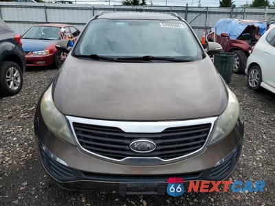 Piąte zdjęcie samochodu w środku: 2012 KIA SPORTAGE LX VIN:KNDPBCA23C7263122 - miniatura