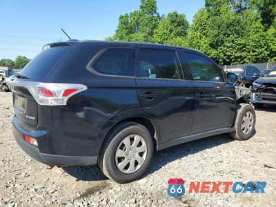 Trzecie zdjęcie samochodu z tyłu: 2014 MITSUBISHI OUTLANDER ES VIN:JA4AD2A3XEZ005961 - miniatura