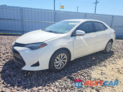 2018 TOYOTA COROLLA LE 5YFBURHE8JP841170 - główne zdjęcie licytacji z USA - miniatura