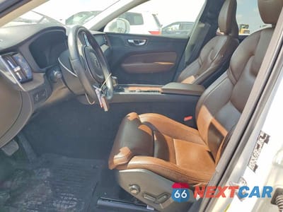 Zdjęcie 7 z 14 samochodu: 2020 VOLVO XC60 T5 INSCRIPTION VIN:YV4102DL4L1534750 - miniatura