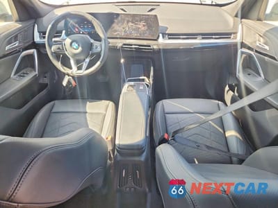 Zdjęcie 8 z 13 samochodu: 2025 BMW X1 XDRIVE28I VIN:WBX73EF06S5227034 - miniatura