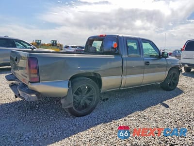 Trzecie zdjęcie samochodu z tyłu: 1999 CHEVROLET SILVERADO C1500 VIN:2GCEC19T3X1125704 - miniatura