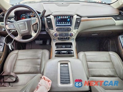 Zdjęcie 8 z 14 samochodu: 2019 GMC YUKON DENALI VIN:1GKS1CKJ6KR317054 - miniatura