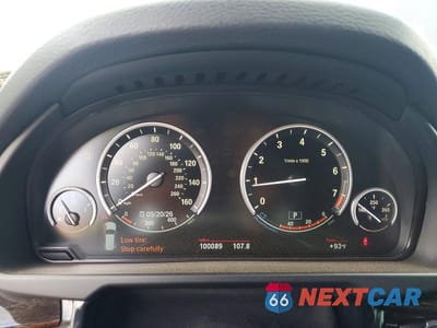 Zdjęcie 9 z 13 samochodu: 2014 BMW X5 XDRIVE35I VIN:5UXKR0C54E0K45038 - miniatura