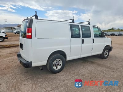 Trzecie zdjęcie samochodu z tyłu: 2011 GMC SAVANA G2500 VIN:1GTW7FCG1B1100350 - miniatura