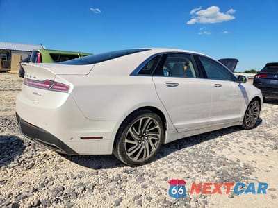 Trzecie zdjęcie samochodu z tyłu: 2020 LINCOLN MKZ RESERVE VIN:3LN6L5F91LR611059 - miniatura