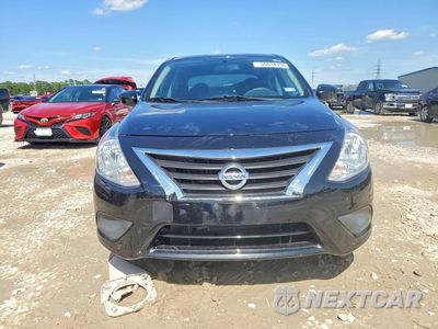 Piąte zdjęcie samochodu w środku: 2019 NISSAN VERSA SV VIN:3N1CN7AP0KL865000 - miniatura