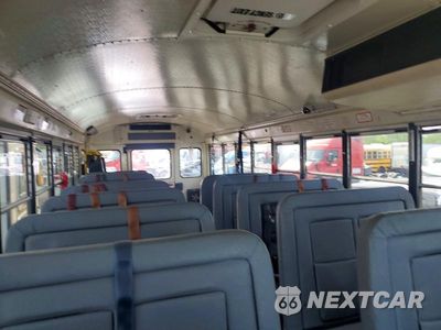 Zdjęcie 6 z 10 samochodu: 2014 IC CORPORATION CE SERIES SCHOOL - SCHOOL BUS VIN:4DRBUAAN1EB780661 - miniatura