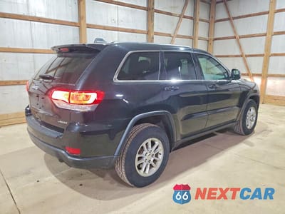 Trzecie zdjęcie samochodu z tyłu: 2019 JEEP GRAND CHEROKEE LAREDO VIN:1C4RJFAG6KC531904 - miniatura