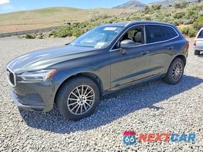 2018 VOLVO XC60 T5 MOMENTUM YV4102RK4J1086281 - główne zdjęcie licytacji z USA - miniatura