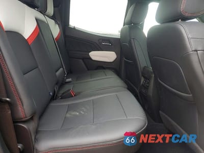 Zdjęcie 10 z 12 samochodu: 2024 GMC CANYON AT4X VIN:1GTP6EEK3R1258606 - miniatura