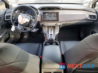 Zdjęcie 8 z 12 samochodu: 2019 HONDA CLARITY VIN:JHMZC5F38KC005041 - miniatura