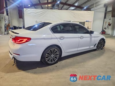 Trzecie zdjęcie samochodu z tyłu: 2018 BMW 530 XI VIN:WBAJA7C55JWA74482 - miniatura
