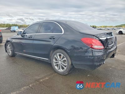 Drugie zdjęcie samochodu z przodu: 2015 MERCEDES-BENZ C 300 VIN:55SWF4JB0FU043083 - miniatura