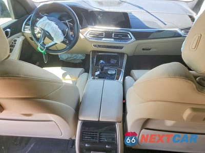 Zdjęcie 8 z 13 samochodu: 2021 BMW X5 XDRIVE40I VIN:5UXCR6C04M9E78636 - miniatura