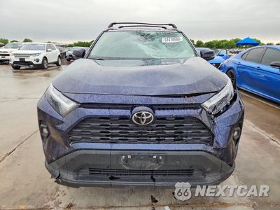 Piąte zdjęcie samochodu w środku: 2025 TOYOTA RAV4 XLE PREMIUM VIN:2T3C1RFV5SW380338 - miniatura