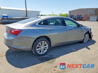 Trzecie zdjęcie samochodu z tyłu: 2023 CHEVROLET MALIBU LT VIN:1G1ZD5ST5PF230343 - miniatura