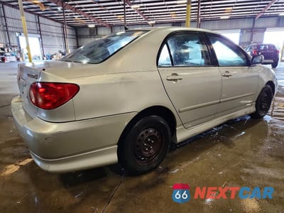 Trzecie zdjęcie samochodu z tyłu: 2004 TOYOTA COROLLA S VIN:1NXBR32E94Z273621 - miniatura