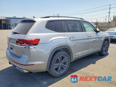 Trzecie zdjęcie samochodu z tyłu: 2021 VOLKSWAGEN ATLAS SE VIN:1V2PR2CA7MC537665 - miniatura
