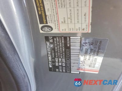 Zdjęcie 12 z 12 samochodu: 2012 MERCEDES-BENZ C 250 VIN:WDDGJ4HB8CF934908 - miniatura