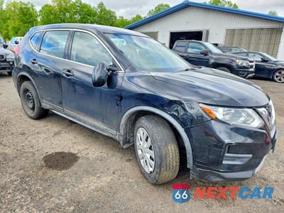 Czwarte zdjęcie samochodu z boku: 2020 NISSAN ROGUE S VIN:JN8AT2MV0LW137930 - miniatura