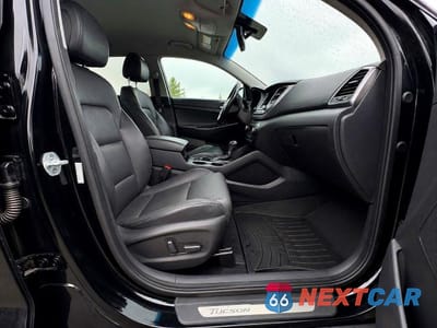 Zdjęcie 11 z 13 samochodu: 2016 HYUNDAI TUCSON LIMITED VIN:KM8J3CA25GU130626 - miniatura