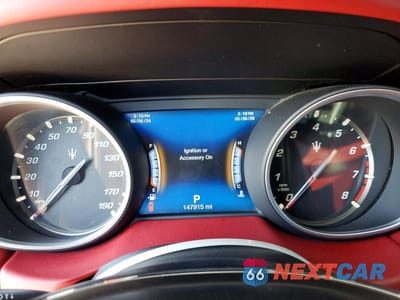 Zdjęcie 9 z 12 samochodu: 2018 MASERATI LEVANTE VIN:ZN661XUA7JX293681 - miniatura