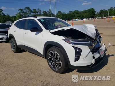 Czwarte zdjęcie samochodu z boku: 2025 CHEVROLET TRAX 2RS VIN:KL77LJEP8SC027754 - miniatura
