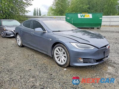 Czwarte zdjęcie samochodu z boku: 2017 TESLA MODEL 3 VIN:5YJSA1E28HF231067 - miniatura