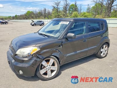 2010 KIA SOUL + KNDJT2A20A7094784 - główne zdjęcie licytacji z USA - miniatura