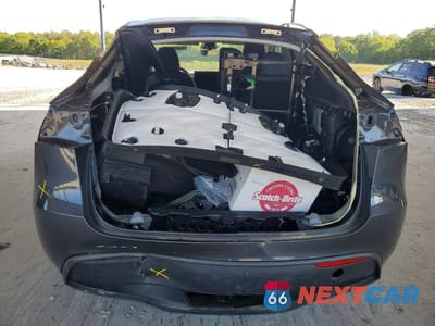 Zdjęcie 6 z 13 samochodu: 2025 TESLA MODEL Y VIN:7SAYGDEE1SA360036 - miniatura