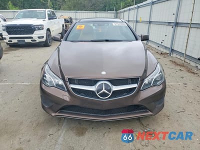 Piąte zdjęcie samochodu w środku: 2015 MERCEDES-BENZ E 400 VIN:WDDKJ6FB3FF304789 - miniatura