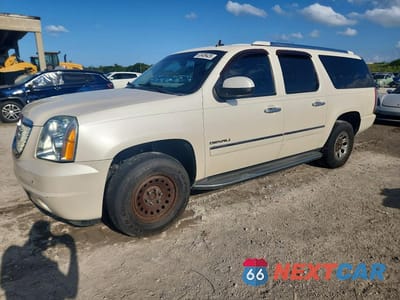 2013 GMC YUKON XL DENALI 1GKS1MEF6DR359370 - główne zdjęcie licytacji z USA - miniatura