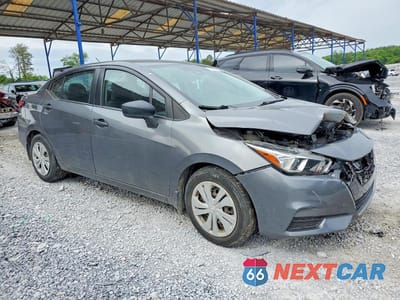 Czwarte zdjęcie samochodu z boku: 2020 NISSAN VERSA S VIN:3N1CN8DV1LL862611 - miniatura