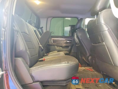 Zdjęcie 10 z 12 samochodu: 2018 RAM 2500 SLT VIN:3C6TR5JT1JG288351 - miniatura