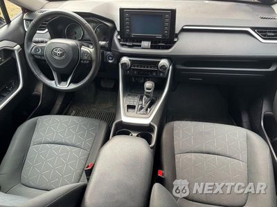 Zdjęcie 9 z 14 samochodu: 2020 TOYOTA RAV4 XLE VIN:2T3P1RFV0LW100800 - miniatura
