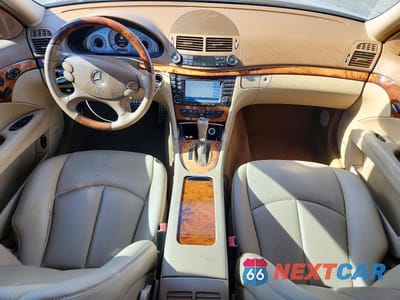 Zdjęcie 8 z 12 samochodu: 2008 MERCEDES-BENZ E 350 4MATIC VIN:WDBUF87X88B328749 - miniatura