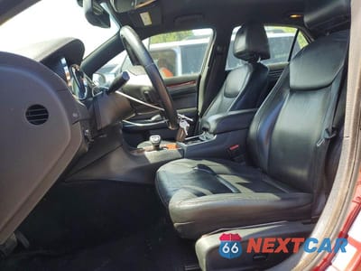 Zdjęcie 7 z 12 samochodu: 2014 CHRYSLER 300 VIN:2C3CCAAG4EH132594 - miniatura