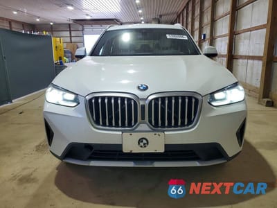 Piąte zdjęcie samochodu w środku: 2022 BMW X3 XDRIVE30I VIN:WBX57DP01NN154485 - miniatura