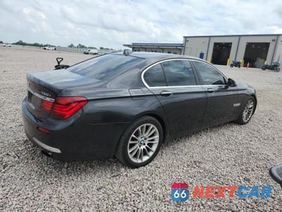Trzecie zdjęcie samochodu z tyłu: 2013 BMW 750 XI VIN:WBAYB6C55DC997991 - miniatura